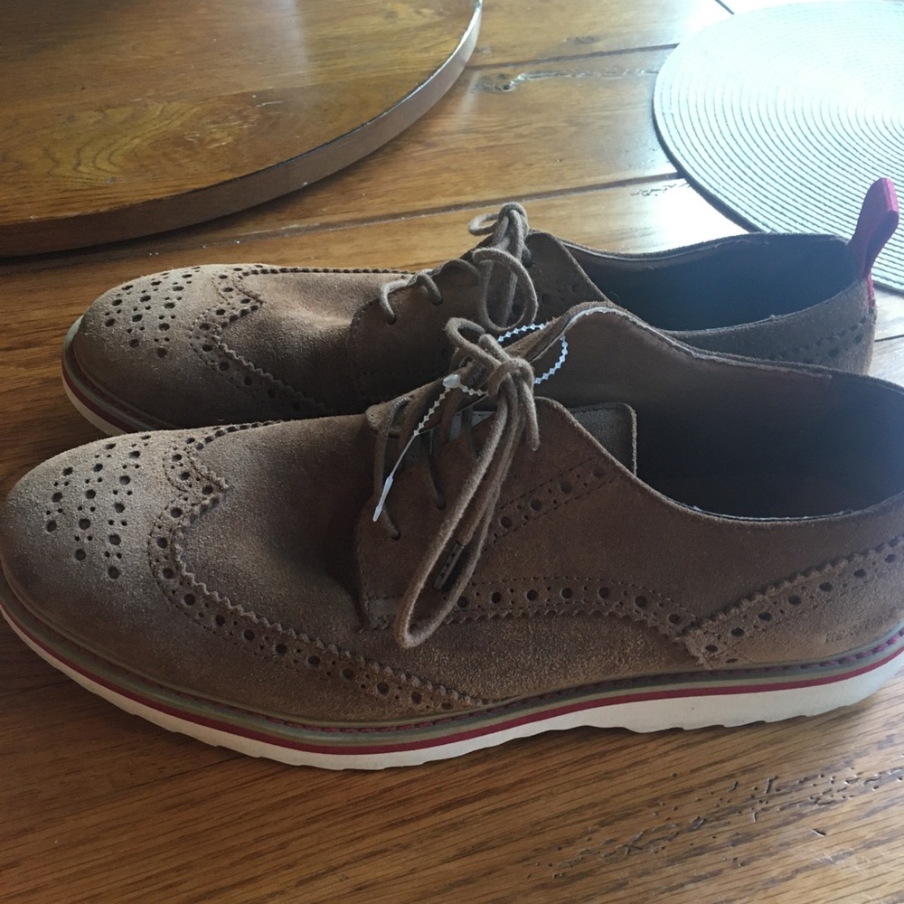 Kenneth Cole reaction leather upper shoes
